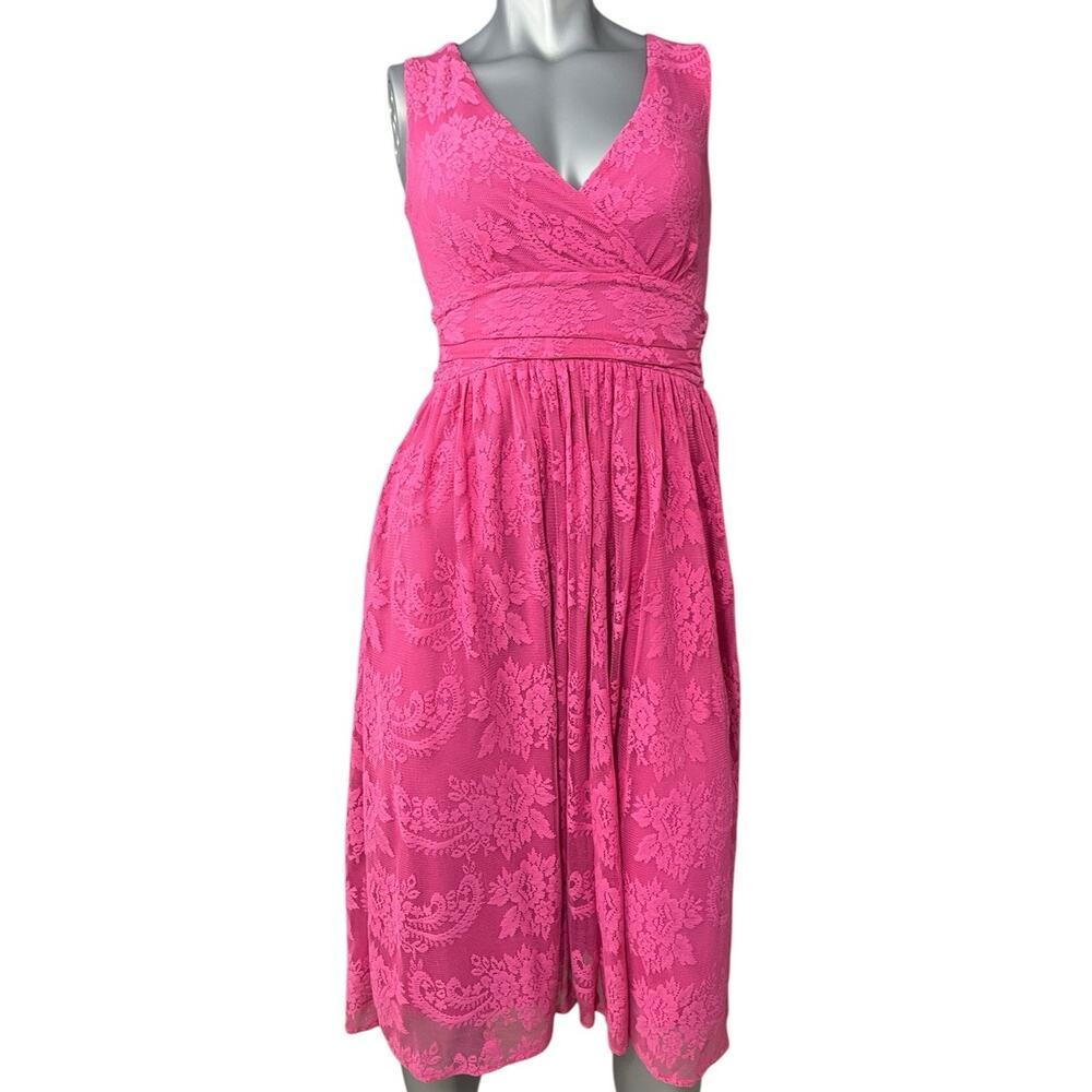 Newport News Women's Pink Lace Fit Flare Dress Empire Waist Size 6P Magenta Prom